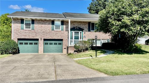 2428 Cypress Dr, Greensburg, PA, 15601-4906 | Card Image