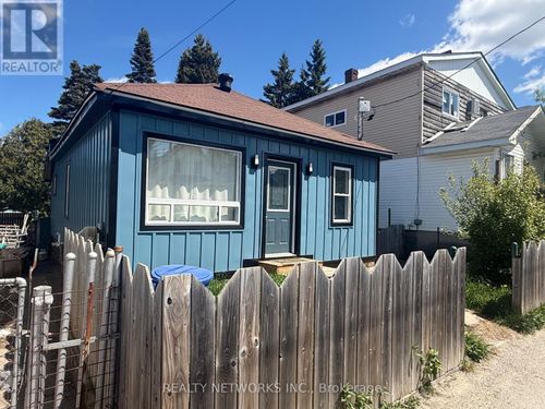 109 Croatia Ave, Schumacher, ON, P0N1G0 | Card Image