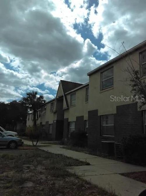 80-402 E Westchester Ct, TAMPA, FL, 33604-1513 | Card Image