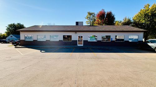 724 Oxford St, Worthington, MN, 56187-1662 | Card Image