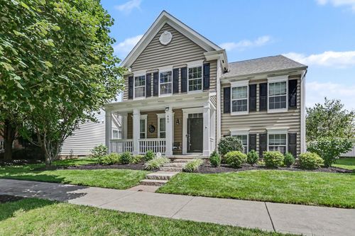 680 Granite Dr, Westerville, OH, 43082-7810 | Card Image