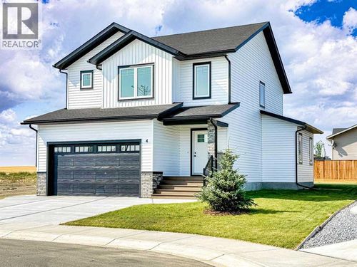 4 Williams Avenue, Olds, AB, T4H0H1 | Card Image