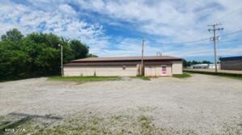 137 S E Avenue, Columbus, KS, 66725 | Card Image