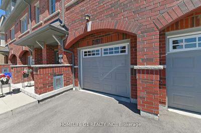 14 - 2607 Magdalen Path, Condo with 4 bedrooms, 3 bathrooms and 2 parking in Oshawa ON | Image 1