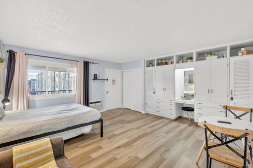 205-803 Hillview Hts, Nashville, TN, 37204-2150 | Card Image