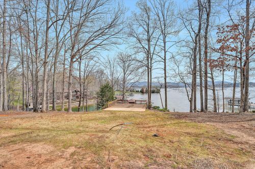 136 Belle Isle Dr, Union Hall, VA, 24176-3737 | Card Image