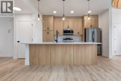 343 Heartwood Gdns Se, Calgary, AB, T3M3T9 | Card Image