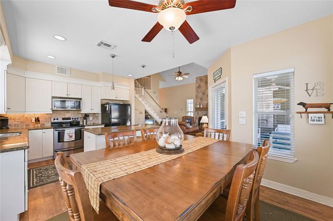 3912 Bridge Harbor Dr, House other with 3 bedrooms, 2 bathrooms and 4 parking in Galveston TX | Image 12
