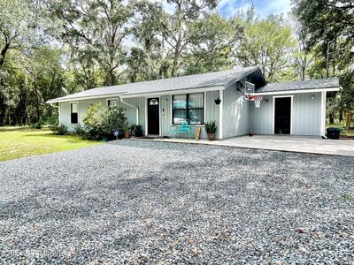 4840 Kalmia Circle, House other with 3 bedrooms, 2 bathrooms and null parking in Middleburg FL | Image 2