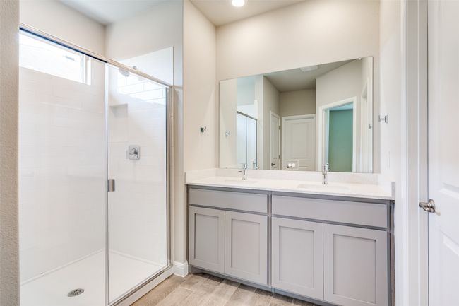 1036 Kirkham Way, House other with 5 bedrooms, 3 bathrooms and null parking in Justin TX | Image 12