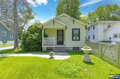 47 Lakeview Terrace, Oakland, NJ, 07436 | Card Image