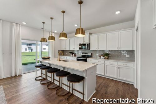 cc3-22-16-1036 House Finch Ave, Ravenel, SC, 29470-9679 | Card Image