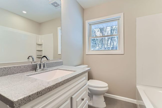 2740 County Rd E - Web Quality - 017 - 16 Primary Bathroom.jpg | Image 13
