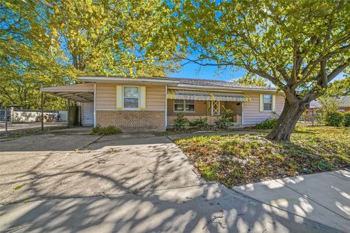 2926 N Prairie Creek Rd, Dallas, TX, 75227-7324 | Card Image