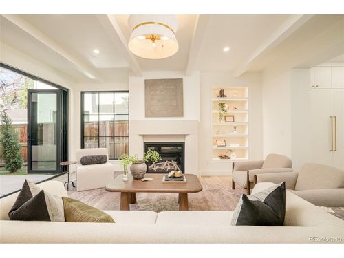 517 Cook St, Denver, CO, 80206-4426 | Card Image