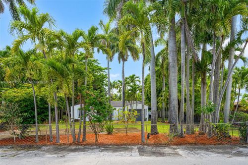 1521 5th Ter, Fort Lauderdale, FL, 33304-1106 | Card Image