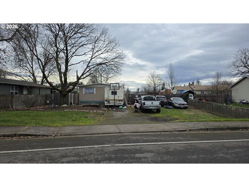 530 S 6th St, Harrisburg, OR, 97446-9603 | Card Image