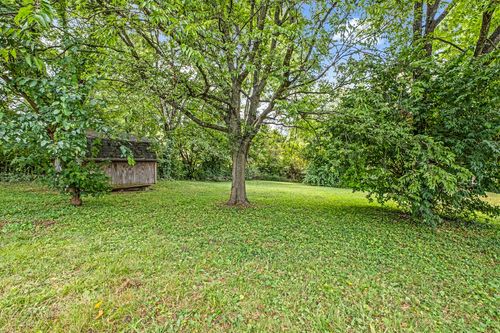 1910 Dahlia Cir, Nashville, TN, 37210-2305 | Card Image