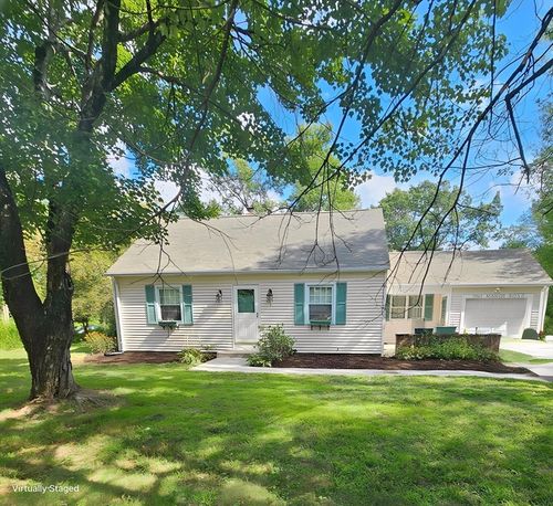 1 Manor Rd, Wilbraham, MA, 01095-1919 | Card Image