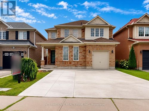62 Williamson Drive, Brampton (Fletcher's Meadow), ON, L7A3M1 | Card Image