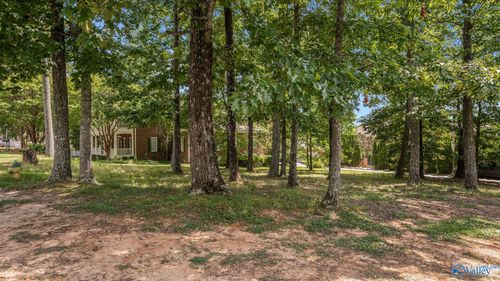 66 Ledge View Dr Se, Huntsville, AL, 35802-1282 | Card Image