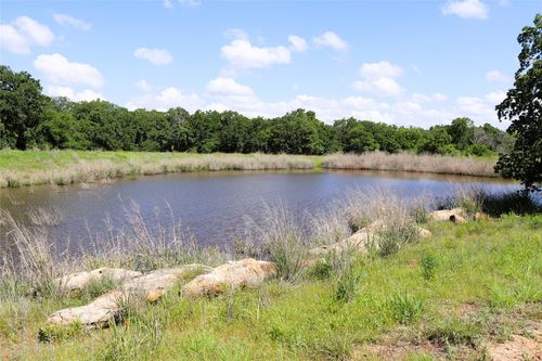 20 N Carroll St, Henrietta, TX, 76365 | Card Image