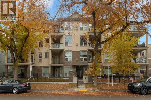 3412 Parkdale Blvd Nw, Calgary, AB, T2N3T4 | Card Image