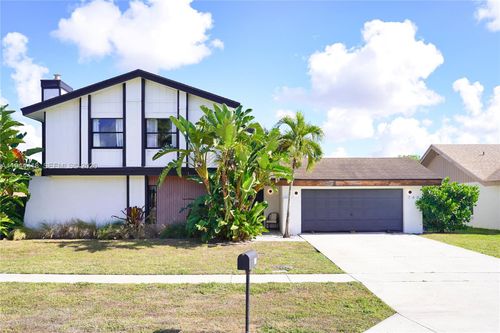 760 Windtree Way, Wellington, FL, 33414-4957 | Card Image