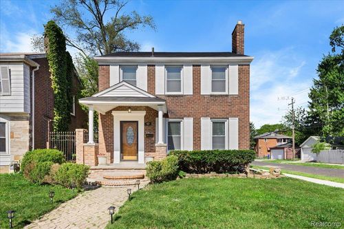 19215 Steel St, Detroit, MI, 48235-1237 | Card Image