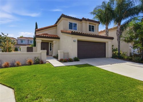 32 Comiso, Irvine, CA, 92614-0225 | Card Image