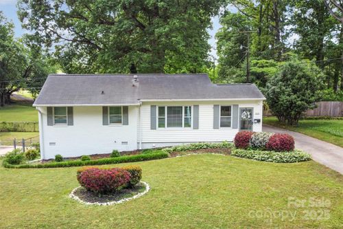 3231 Eastwood Dr, Charlotte, NC, 28205-2109 | Card Image
