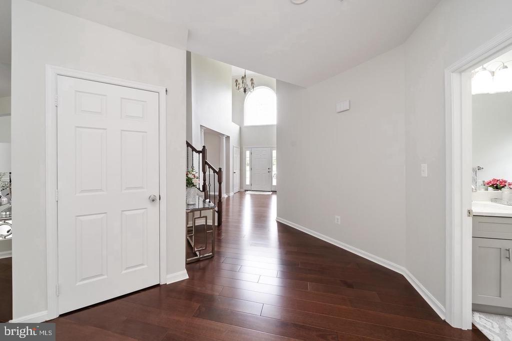 Residential in GLENN DALE 3