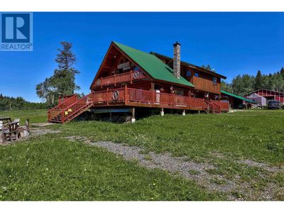 7915 Machete Lake Rd, House other with 4 bedrooms, 4 bathrooms and null parking in Bridge Lake BC | Image 2