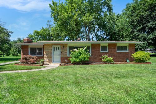60610 Marjorie Ann St, South Lyon, MI, 48178-1616 | Card Image