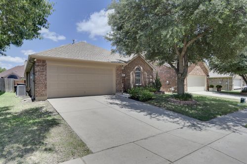 408 Mystic River Trl, Fort Worth, TX, 76131-4553 | Card Image