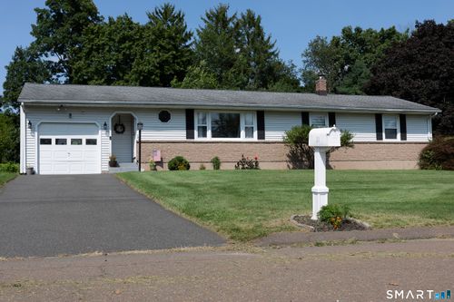 37 Johnson Rd, Wallingford, CT, 06492-2112 | Card Image