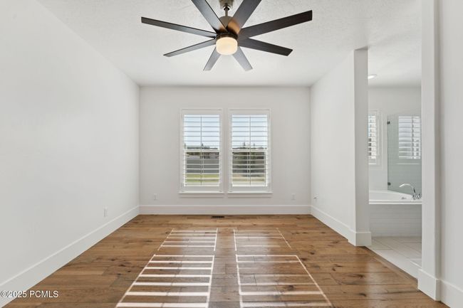 415 E 360, House other with 6 bedrooms, 4 bathrooms and null parking in Midway UT | Image 18