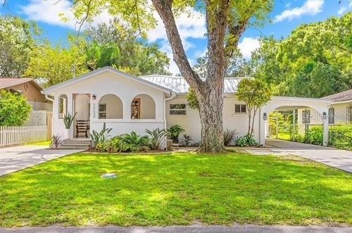 1112 W Kirby St, Tampa, FL, 33604-4708 | Card Image