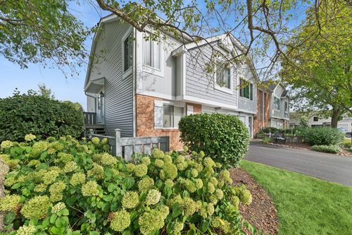 ON671 Bedford Lane, Winfield, IL, 60190 | Card Image