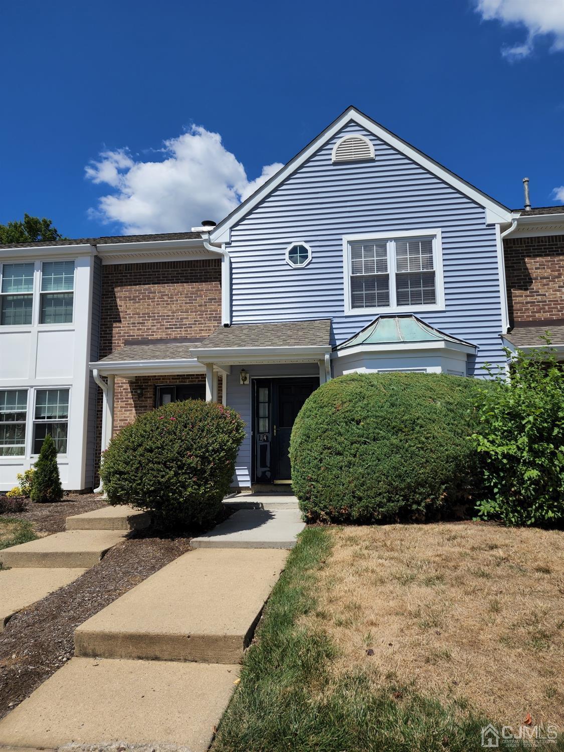 14 Washington Court, Inactive in East Windsor Zoocasa
