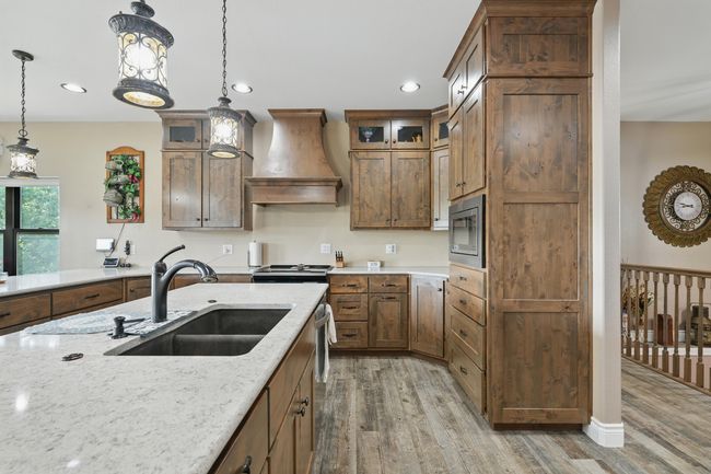 Custom Floor To Ceiling Cabinetry | Image 17