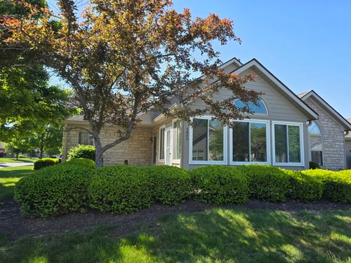 5805 Ravine Creek Dr, Grove City, OH, 43123-8593 | Card Image