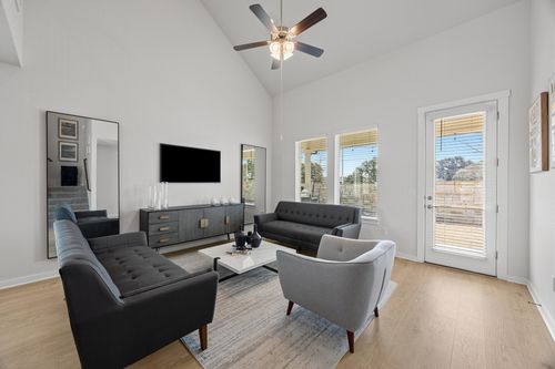 432 Tinto St, Leander, TX, 78641-5493 | Card Image
