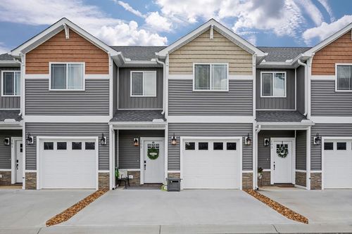 102-1038 E Main St, Livingston, TN, 38570-1322 | Card Image