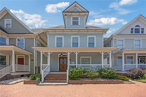 623 London St, Portsmouth, VA, 23704-2401 | Card Image