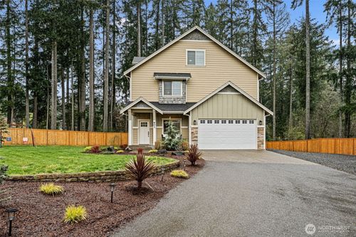 901 Sw Norpoint Ct, Port Orchard, WA, 98367-7998 | Card Image