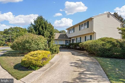4 Fern Rd, BLACKWOOD, NJ, 08012-1811 | Card Image
