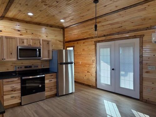 20004 Lawrence 2175, Aurora, MO, 65605 | Card Image