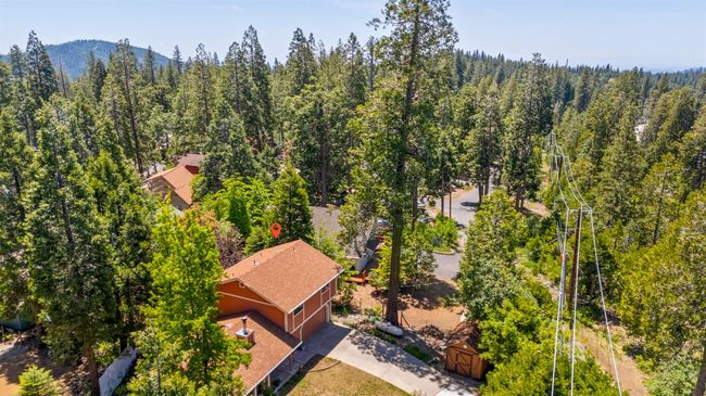 24315 Sugar Pine Rd, House other with 3 bedrooms, 3 bathrooms and 2 parking in Twain Harte CA | Image 40