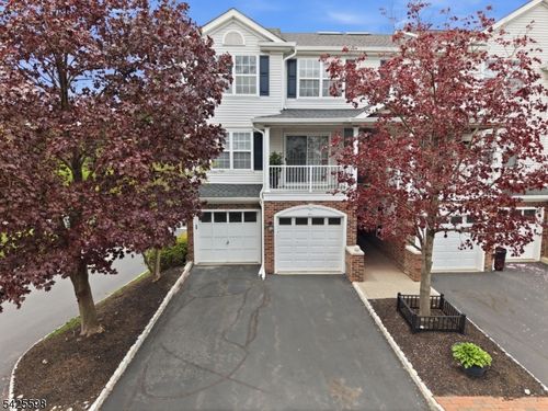 902-902 Hawley Ct, Denville, NJ, 07834-3437 | Card Image